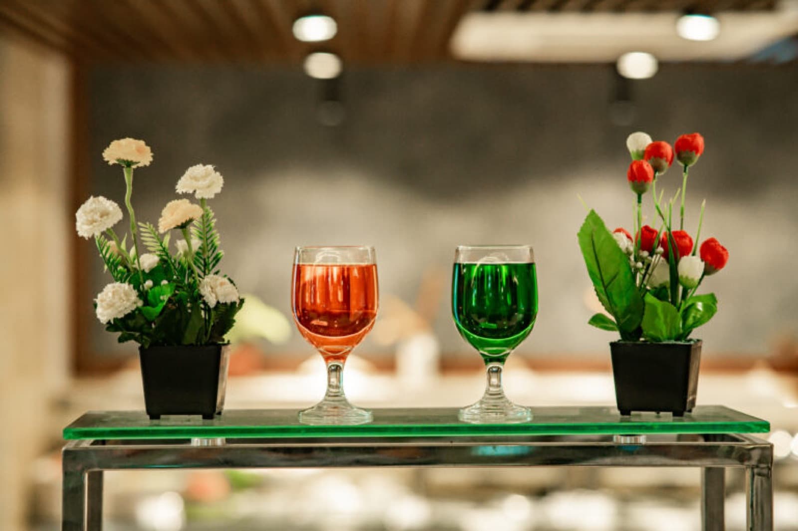 A decorated table inside Paragon Hotel & Resort